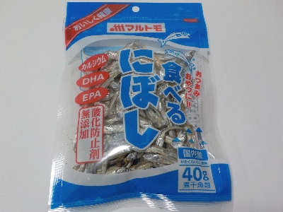 japan 愛媛県伊予市米湊1696番地 マルトモの食べるにぼしは塩加減がいい。