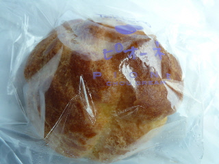 舞乃市のピオーネシュークリーム