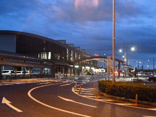 japan 島根県出雲市斐川町沖洲2633-1 出雲空港の夜市に行きました。