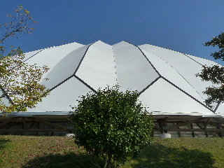 木造建築の出雲ドーム