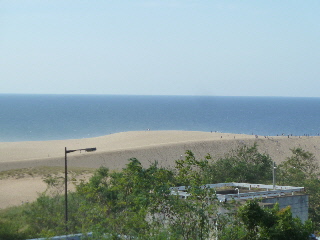 japan 鳥取県鳥取市福部町湯山2083-17 砂の美術館。