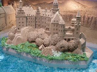 japan 鳥取県鳥取市福部町湯山2083-17 砂の美術館。