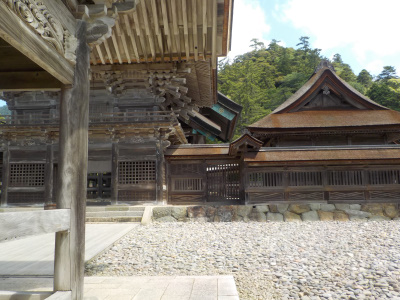 出雲大社は空いてました。