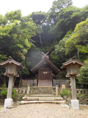 因佐神社の近くでダム工事をしていました。