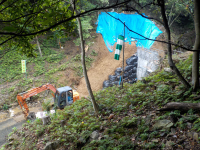 因佐神社の近くでダム工事をしていました。
