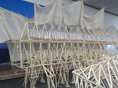 山の日にテオ・ヤンセン展を見に行きました。