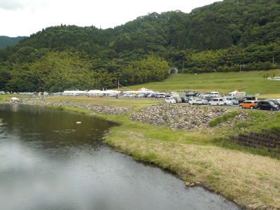 志津見ダムのポピーまつり