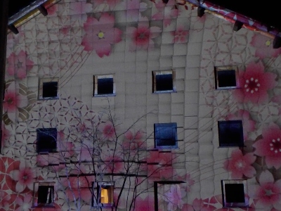 japan木綿街道でプロジェクションマッピングを見ました。3月梅