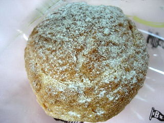 japan 島根県出雲市大津町473-1 やまさき屋のシュークリーム