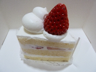 japan 島根県出雲市武志町586-1 ナチュレルの苺のショートケーキ。