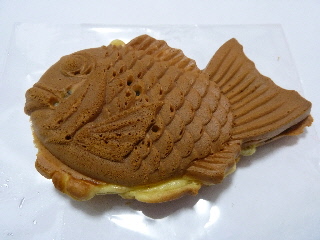 はら屋のしっぽまで餡が入ったたい焼き