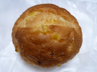 japan 島根県出雲市駅北町4-1 ドンク出雲店のコーンのパン