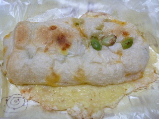 パリクロアッサンの枝豆チーズ