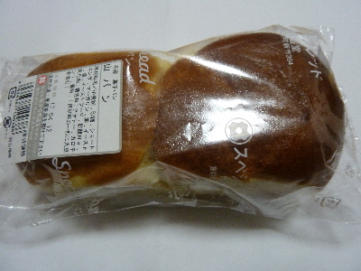 雲南市のバターサンドは山パン