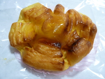 ラピタ本店のスイートマンゴーパン