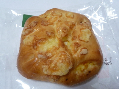 マツヤ神戸屋のもっちりたまごサラダぱん